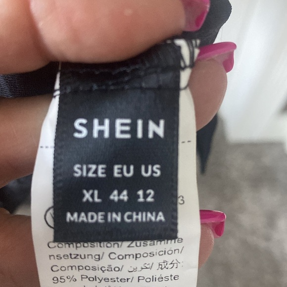 SHEIN Women’s Blouse Half Black Half Light Tan sz XL US 12 NWOT - Picture 6 of 7